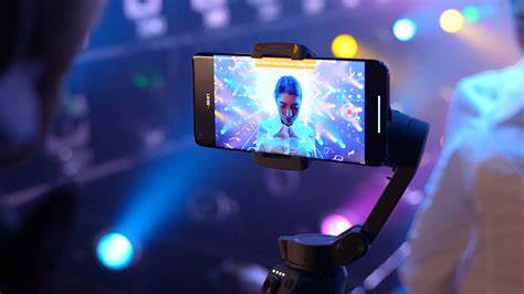 The Mobile Filmmaking Revolution: Tech, AI & Human Stories